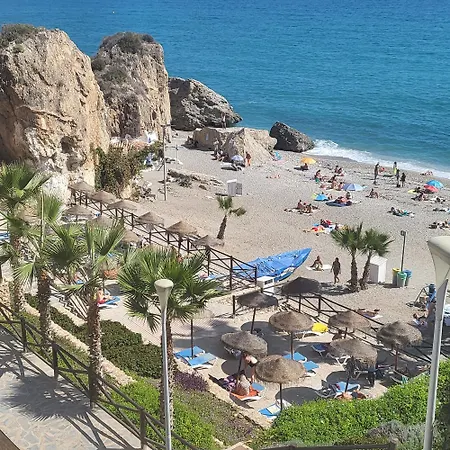 Old-town Nerja, Near The Beach Daire Nerja